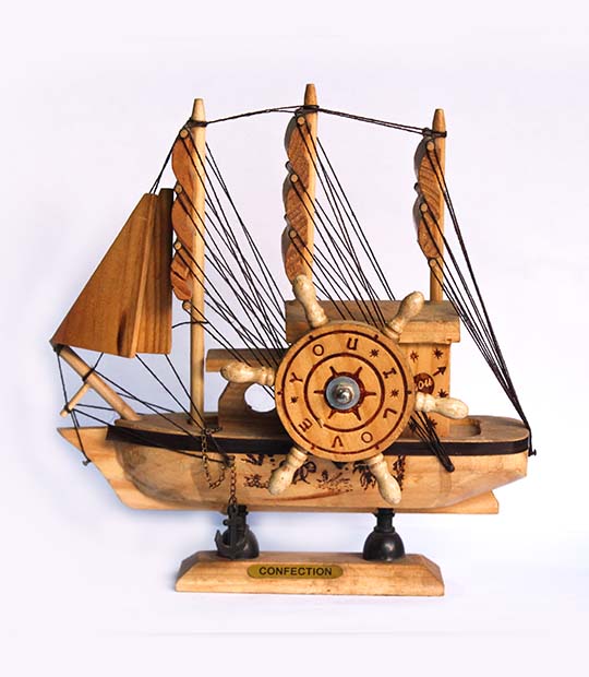 Creative Sailing Craft  Wooden Boat Ship Gift