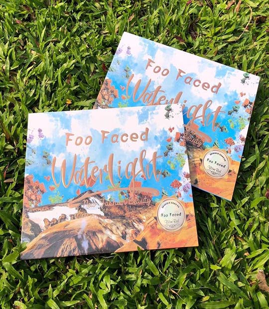 Foo Faced Watertight Eyeshadow Palette