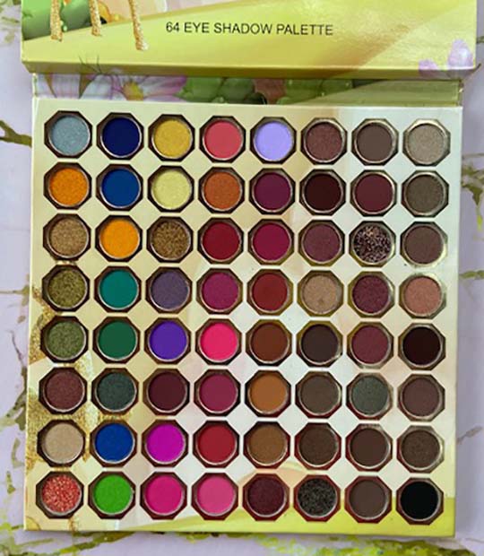 Foo Faced Water Light New Fashion Beauty 64 Eye Shadow Palette
