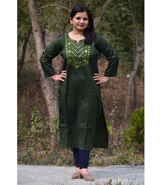 Women's Notched Embroidered Stylish Kurta